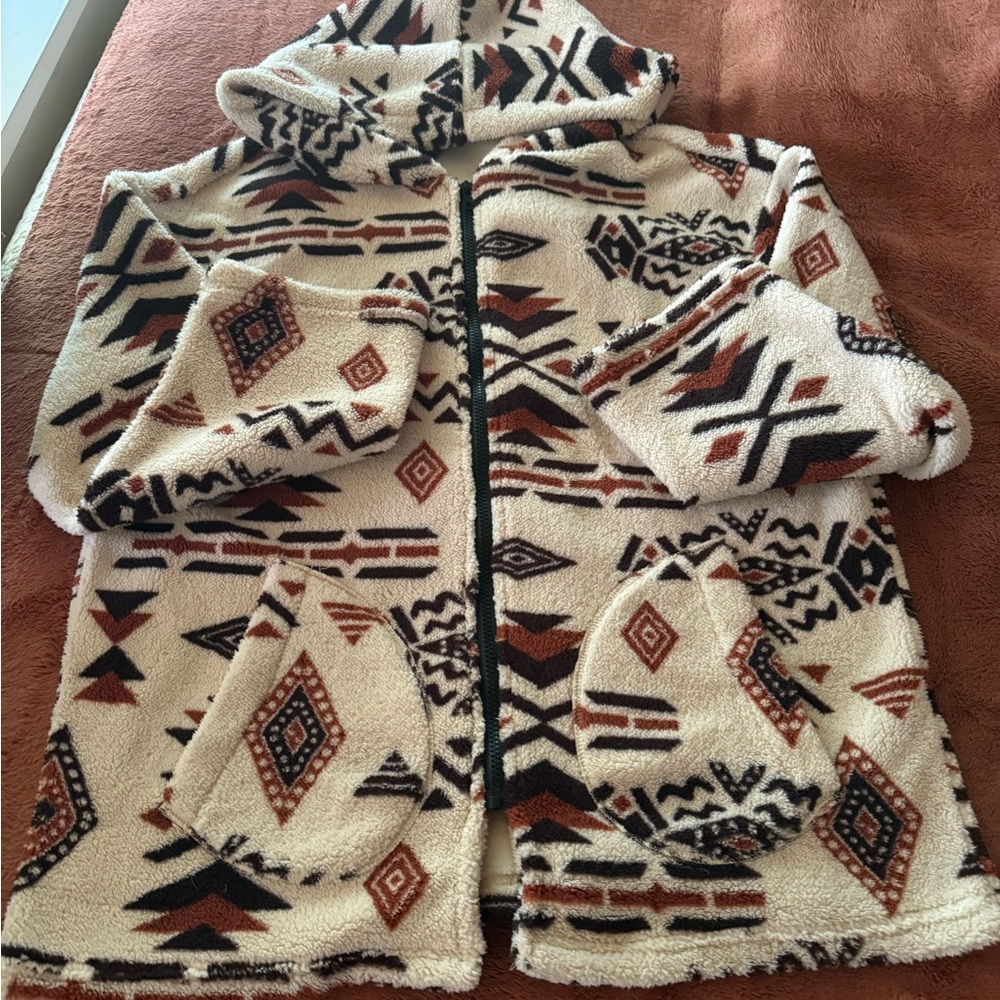 Tribal Pattern Hooded Fleece Jacket